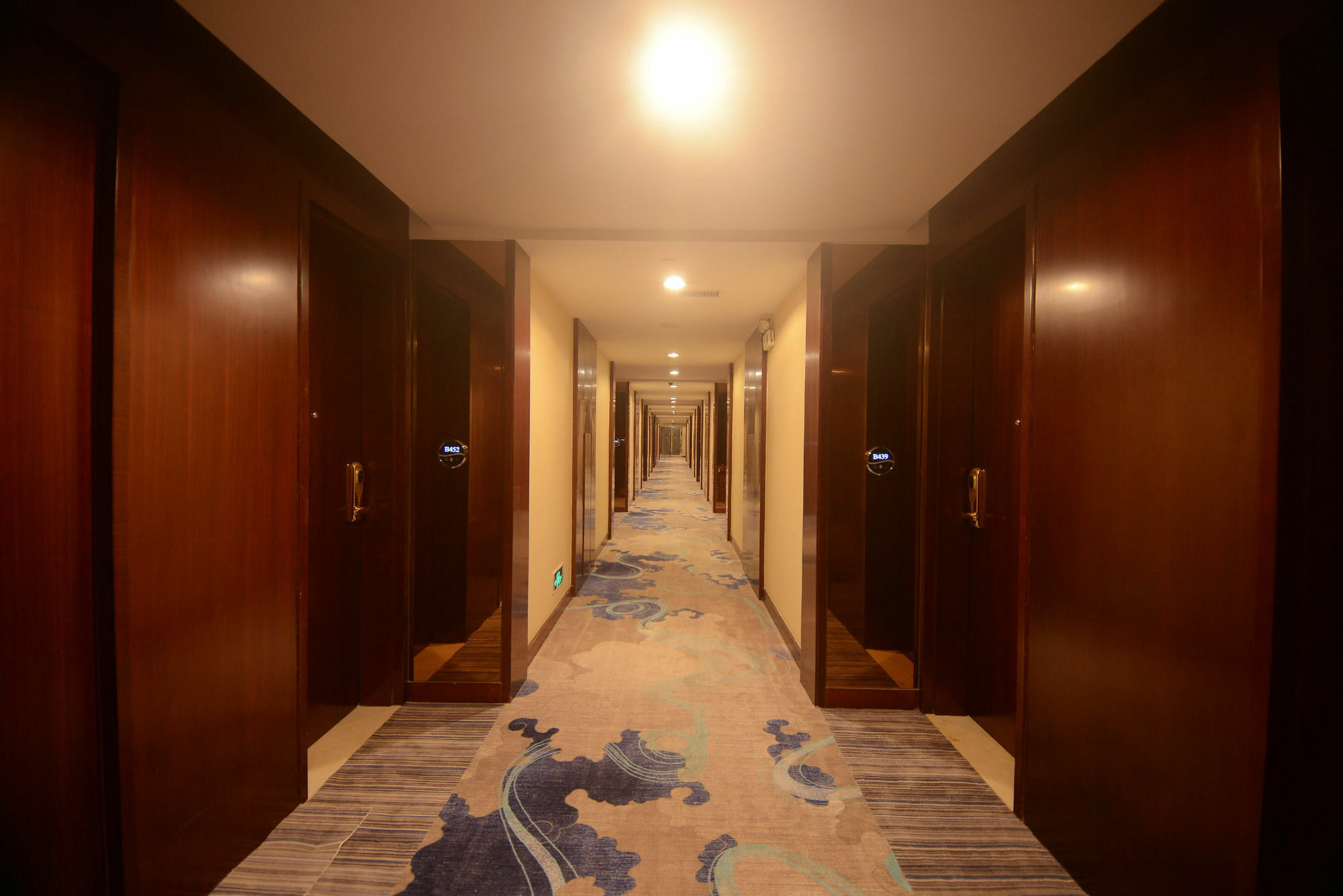 Hotel Ramada Shenzhen Baoan Zewnętrze zdjęcie